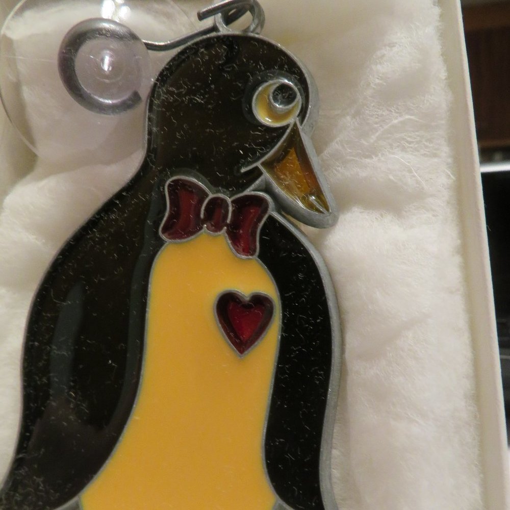 Vintage - Penguin with Bow Tie & Heart Suncatcher